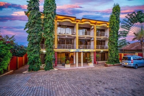 Entebbe Traveller's Room 14.