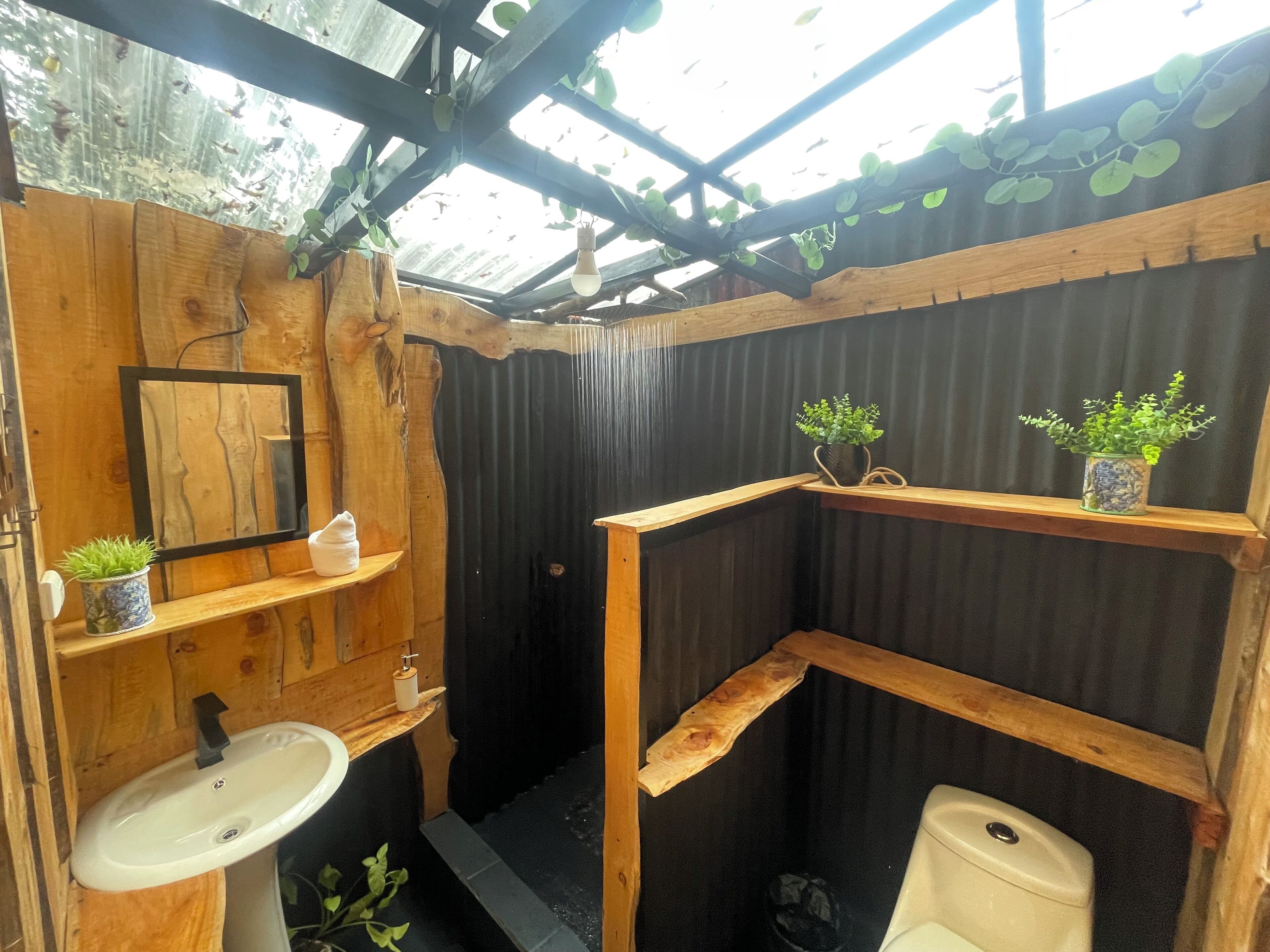 Panoramic Cabin | Bathroom
