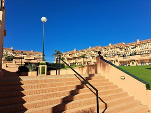 Exterior - Attic, large terrace. 2 Km. from Fuengirola. Wyndham Resorts Mijas-Costa area. (Mijas-Costa)