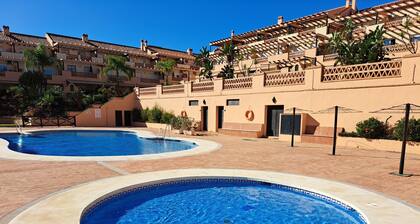 Attic, large terrace. 2 Km. from Fuengirola. Wyndham Resorts Mijas-Costa area.