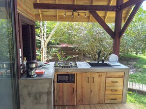 Decoración personalizada, muebles diferentes y wifi gratis 