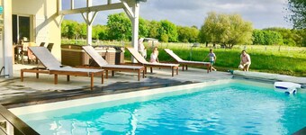 ☆Villa LANDAISE & jacuzzi ≈Heated pool ≈ forest view≈ beaches≈ ☆