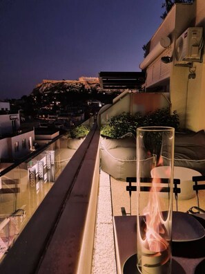 Property grounds - Heated Plunge Pool & Firepit Acropolis Penthouse (Athina)