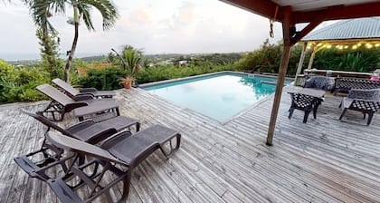 Gîte Baobab 1: Beautiful pool area with panoramic view