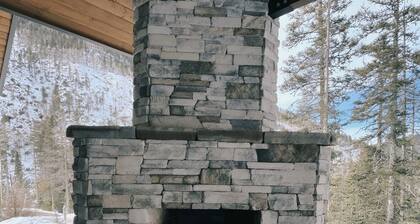 Chalet Genepi - Taos Ski Valley - Fireplace - Mountain Views - Hot Tub - Washer/