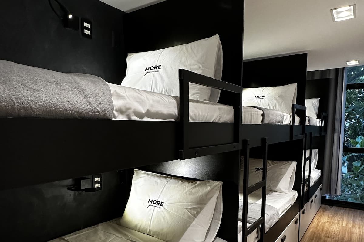 Dormitorio Misto Compartilhado 6 camas | Minibar, wi-fi (inkludert) og sengetøy