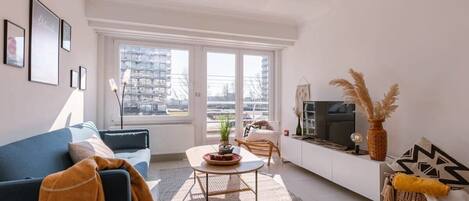 Télévision, espaces bureaux