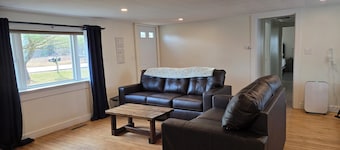 2 Bedroom Close to Town Home