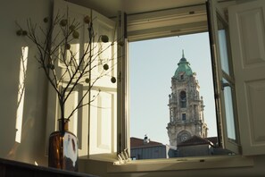 Apartamento 2 Dormitorios | In-room safe, desk, soundproofing, iron/ironing board - Líbere Porto Laranjais (Porto)