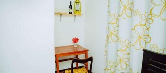 the city is 2 km from EMMY'S HIDE AWAY