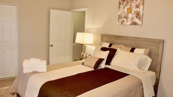 2 chambres, bureau, fer et planche à repasser, Wi-Fi gratuit