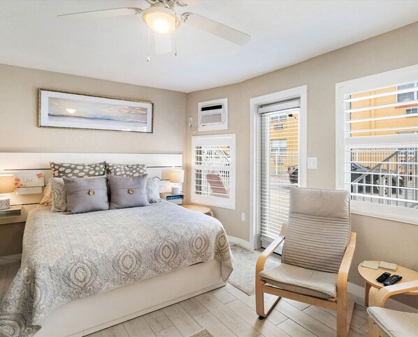 Desk, iron/ironing board, free WiFi, bed sheets