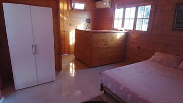 1 bedroom, wheelchair access