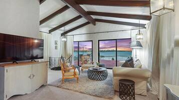 Télévision, cheminée