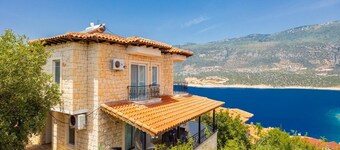 Villa Kastello - Three Bedroom Villa, Sleeps 6