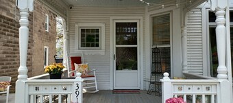 This is it!! College View 2nd Story "Tree House" Suite 2-B