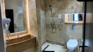 Premium Double Room | Bathroom | Shower, hair dryer, towels, soap