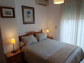 1 bedroom, iron/ironing board, travel cot, free WiFi - Attic, large terrace. 2 Km. from Fuengirola. Wyndham Resorts Mijas-Costa area. (Mijas-Costa)