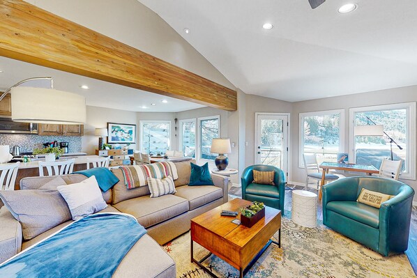 TV, fireplace, DVD player, table tennis