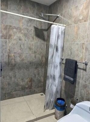 淋浴设施