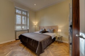 1 Schlafzimmer, Schreibtisch, Bügeleisen/Bügelbrett, WLAN
