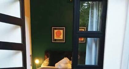 🌟Modern studio with private garden, self check-in🌟