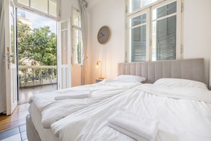 Economy Apartment | Laptop workspace, iron/ironing board, free WiFi, bed sheets