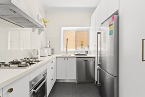 Fridge, microwave, oven, stovetop