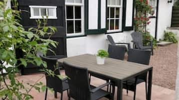 Buiten dineren