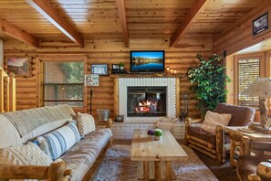 Télévision, cheminée, jeux vidéo, table de tennis de table