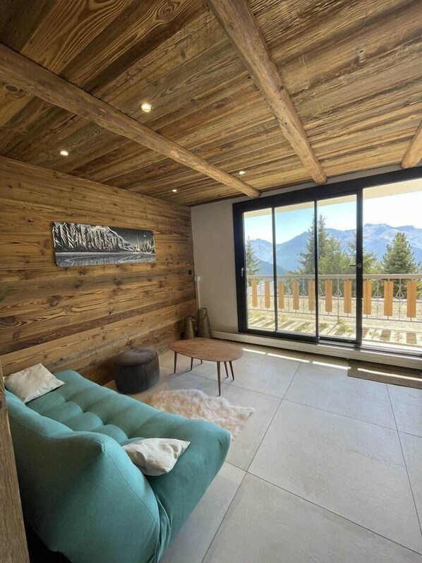 Living area - 1st floor, balcony, parking, tv, ski locker, 30m², Alpe d'Huez (L'Alpe d'Huez)