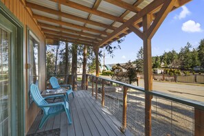 Terrace/patio - Hot Tub Cabin #3 (Union)