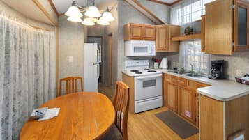 Kühlschrank, Mikrowelle