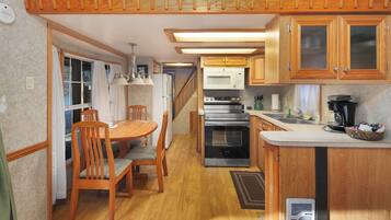 Kühlschrank, Mikrowelle