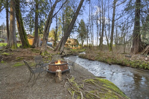 Hot Tub Cabin #9