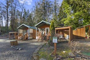 Exterior - Hot Tub Cabin #12 (Union)