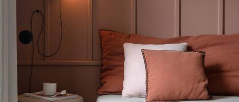 Hochwertige Bettwaren, Schreibtisch, kostenloses WLAN, Bettwäsche