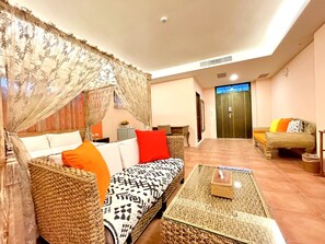 Honeymoon Room | Free WiFi - Songyuan68 Villa (Hualien City)