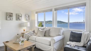 Smart TV, DVD player, aparelho de som