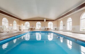 Indoor pool, outdoor pool - One Bedroom Condo, Branson Missouri (Branson)