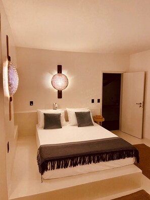 In-room safe, iron/ironing board, free WiFi