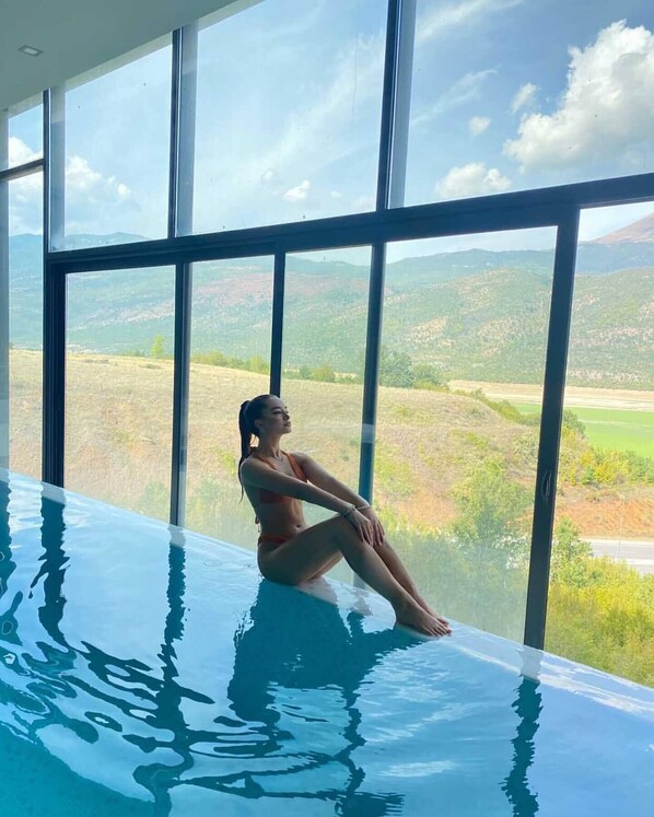 Indoor spa tub - Lakeside Hotel (Prizren)