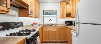 Gator Getaway ~ quiet & pet friendly