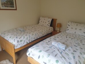 3 Schlafzimmer, BĂŒgeleisen/BĂŒgelbrett, WLAN