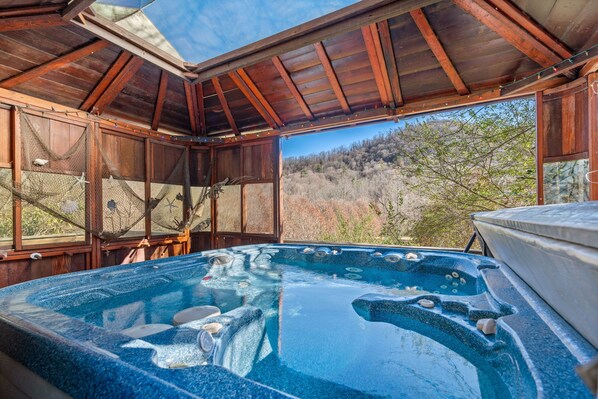 Tina de hidromasaje interior