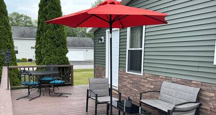 Newly renovated lake house with stunning views!