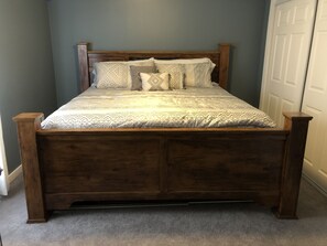 3 bedrooms, iron/ironing board, free WiFi, bed sheets - Newly renovated lake house with stunning views! (Canastota)