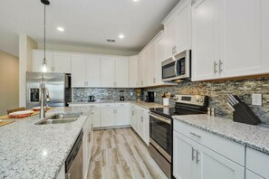 House | 6 bedrooms