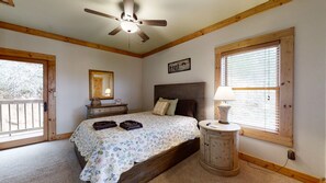 4 ห้องนอน, Wi-Fi ฟรี, ผ้าปูที่นอน