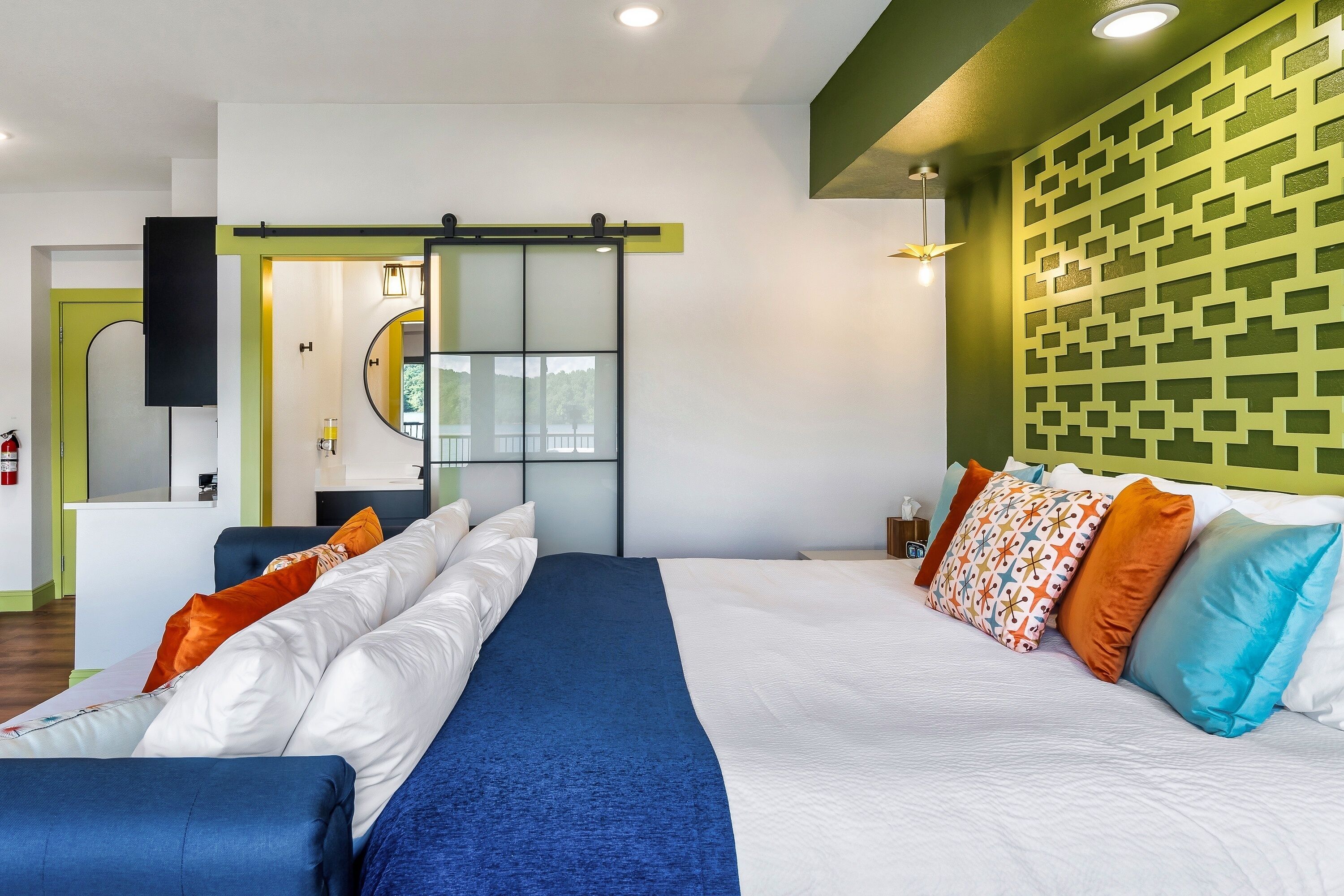 Cabin, 1 King Bed, Hot Tub, Mountain View | 1 bedroom, free WiFi, bed sheets